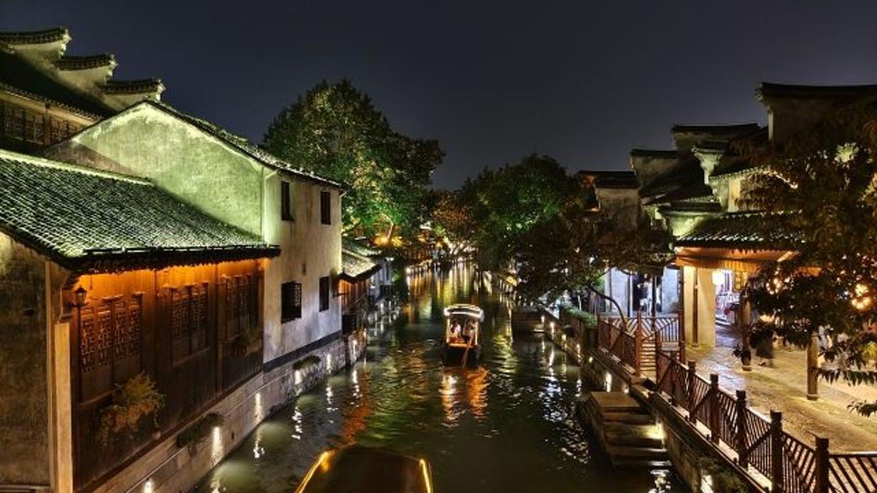 夜读 | 灯影里的通渭皮影戏